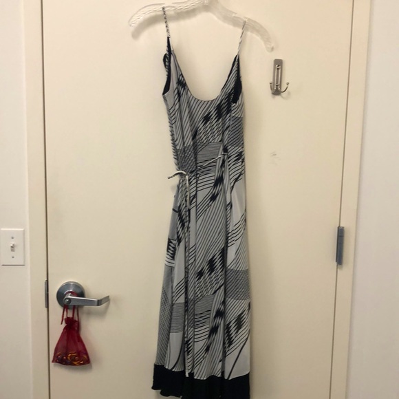 Mikai wrap spaghetti strap dress- size - small - Picture 8 of 8